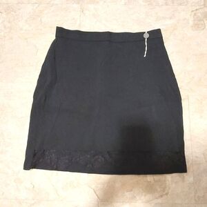 Dsquared2 mini  skirt bnwot size 40